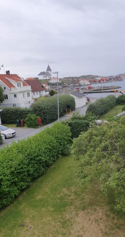 50 M Till Bad I Centrala Skaerhamn Skärhamn Exterior foto